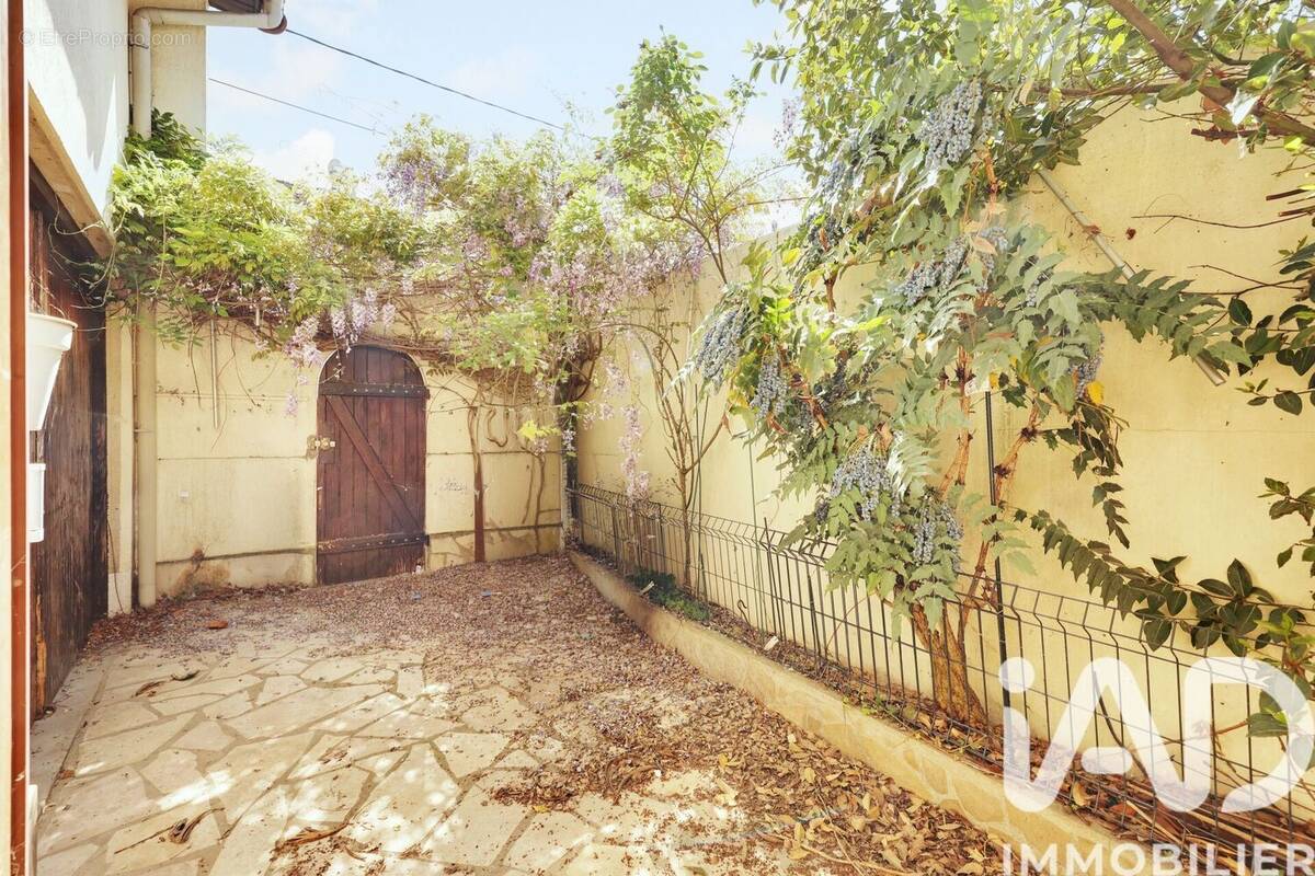 Photo 1 - Maison à BONDY