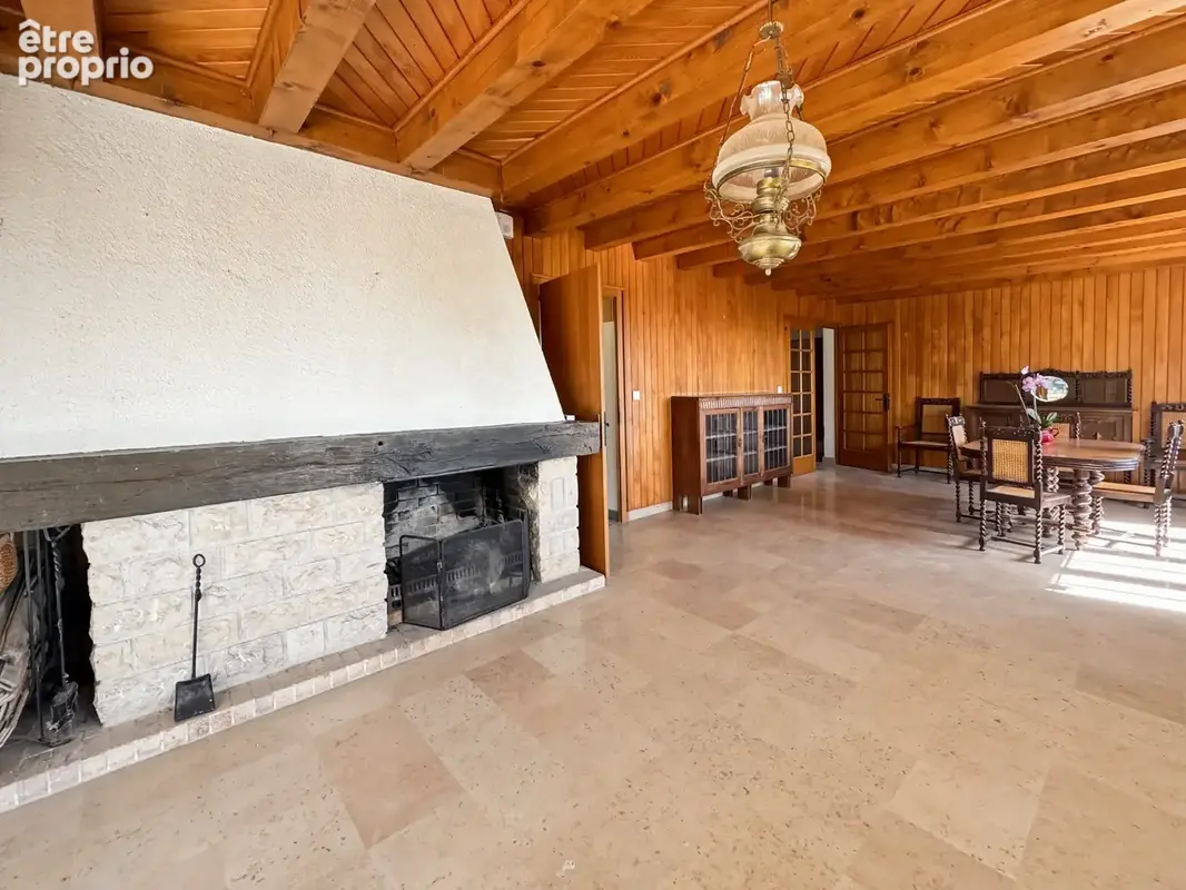 Chalet d’exception de 5 chambres sur les hauteurs de Gex – Vue panoramique sur le lac Léman - photo 4