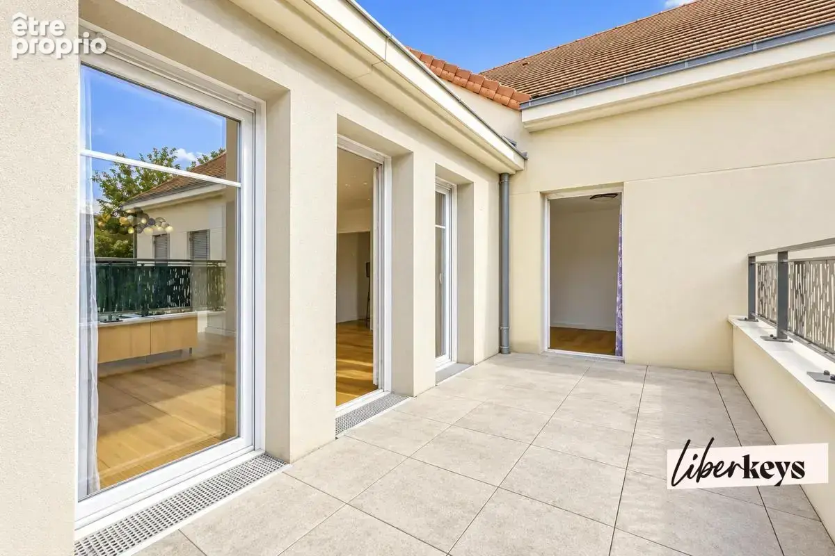 Appartement traversant avec balcon exposé Sud - Dernier étage dans résidence calme et récente - photo 5
