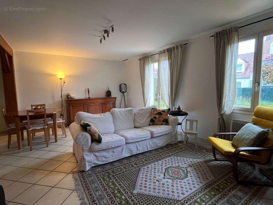 Maison à SAINT-DENIS-EN-VAL