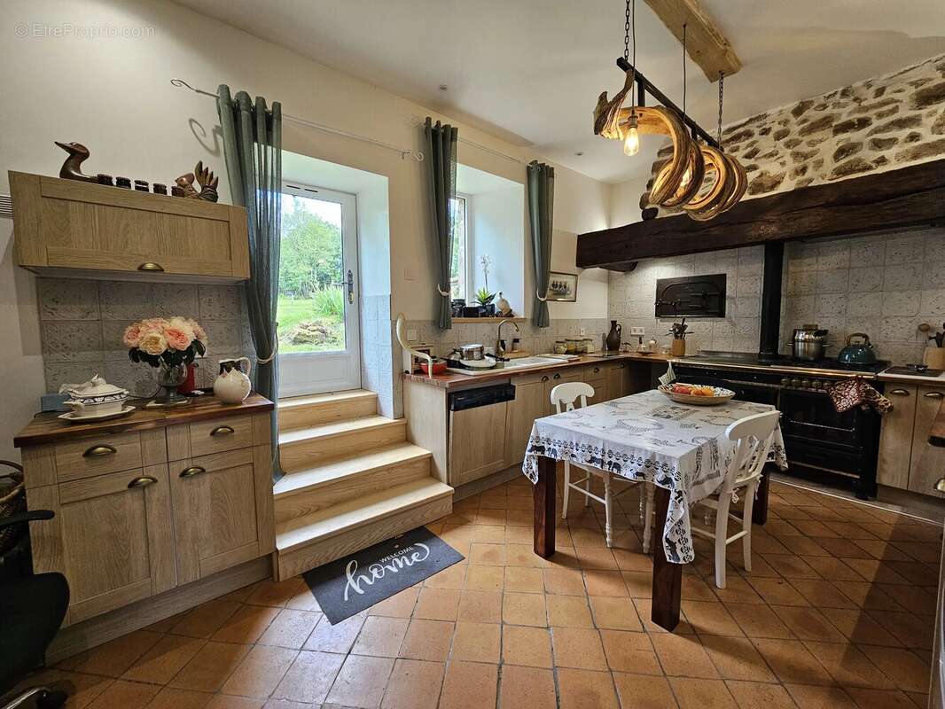 Maison à MAZEROLLES
