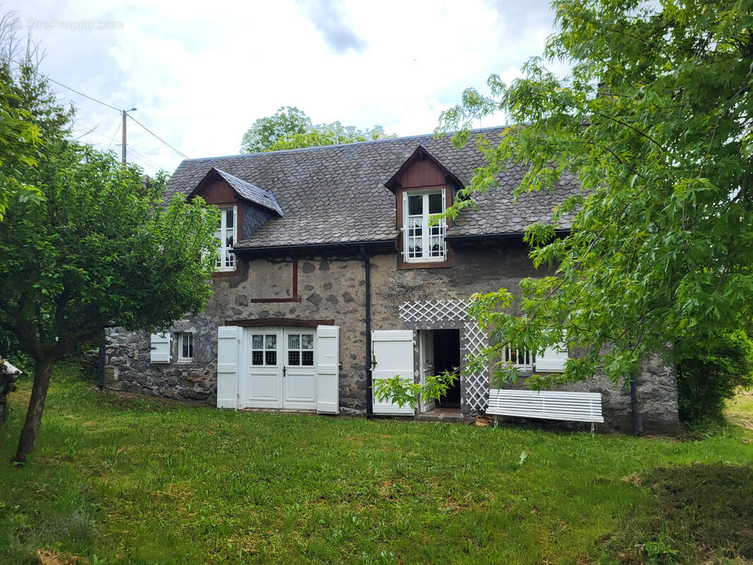 Maison à ALLANCHE