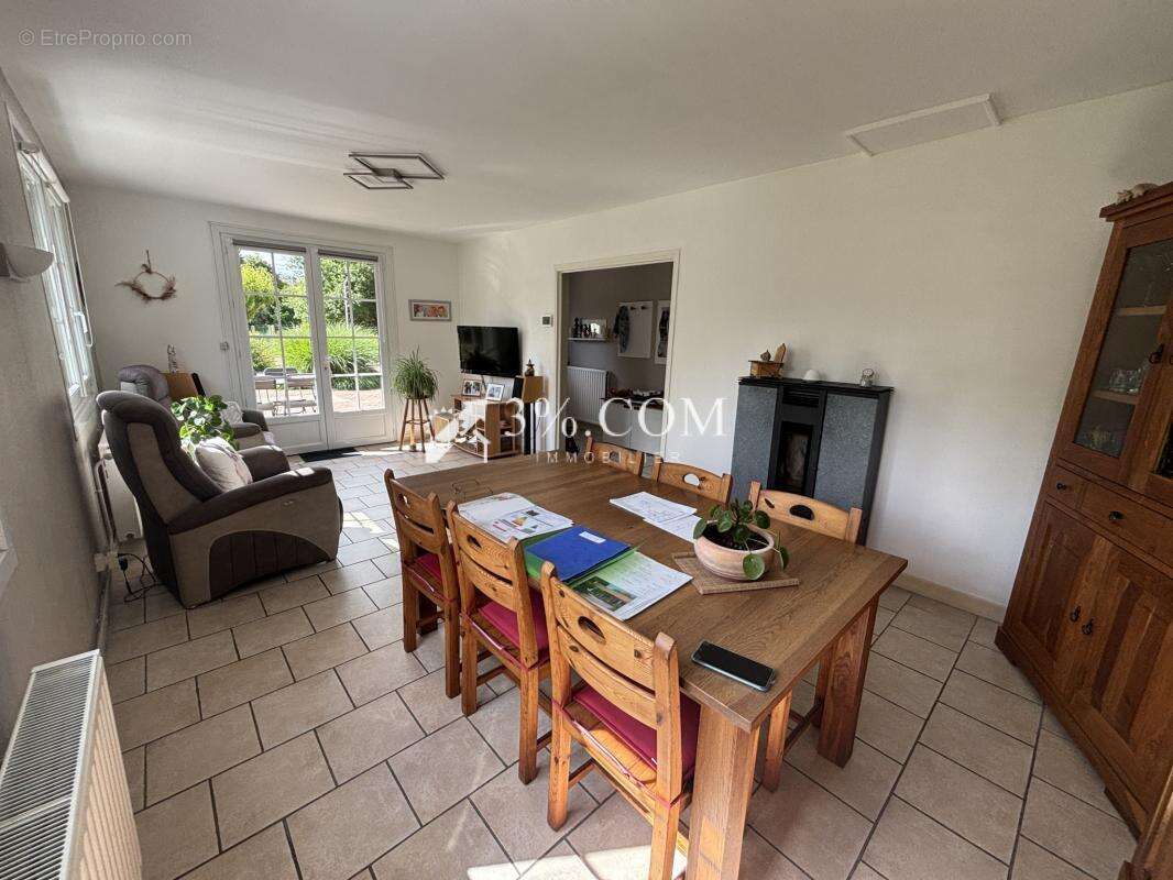 Maison à DOMPIERRE-SUR-AUTHIE