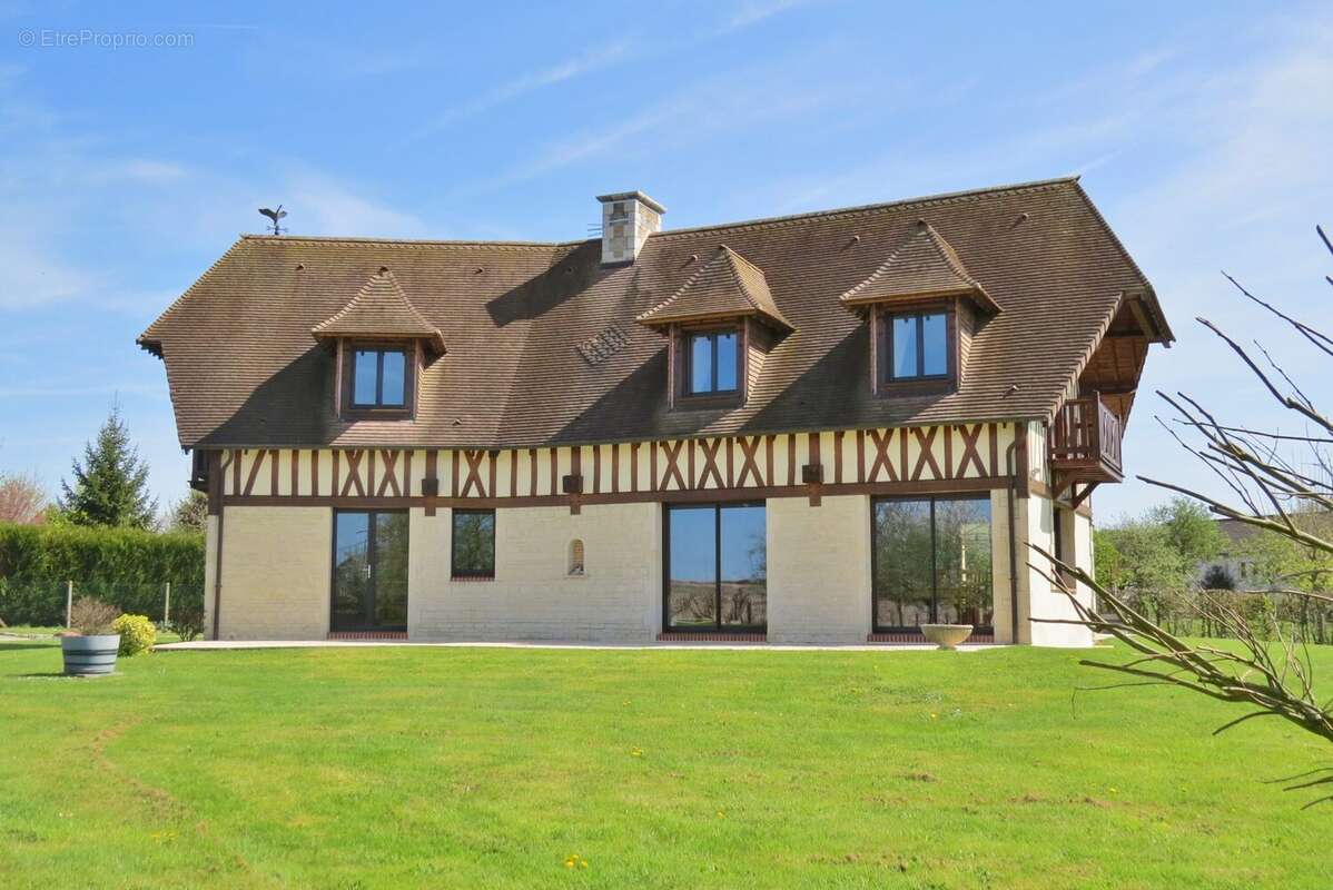 Maison à PACY-SUR-EURE