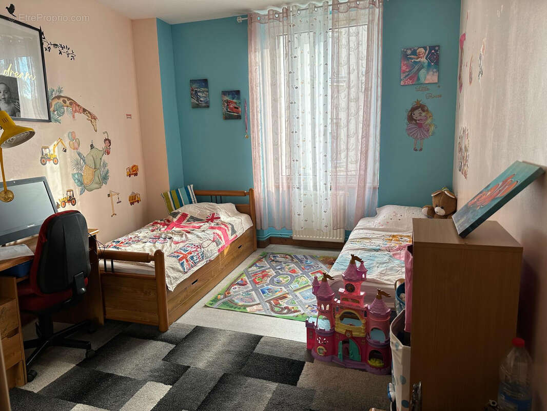 Appartement à LA FOUILLOUSE