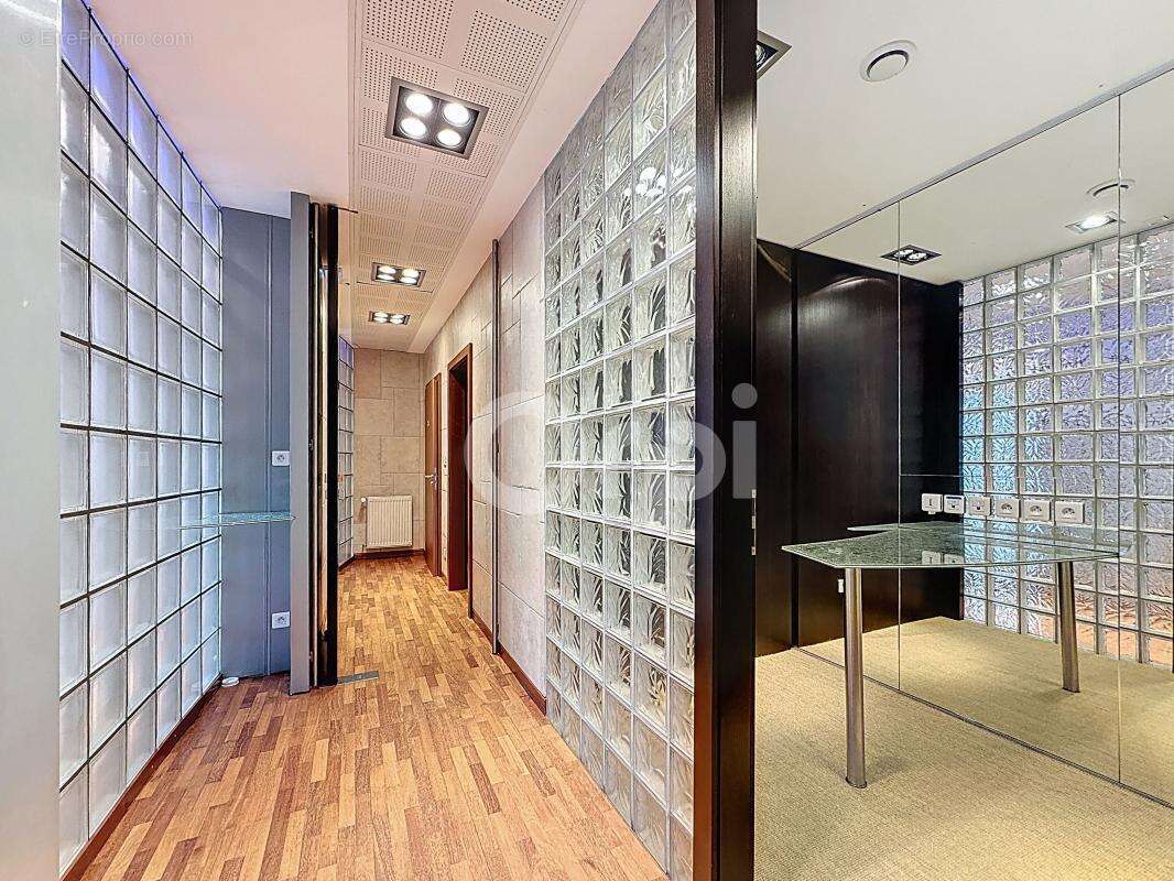 Commerce à SAINT-LOUIS