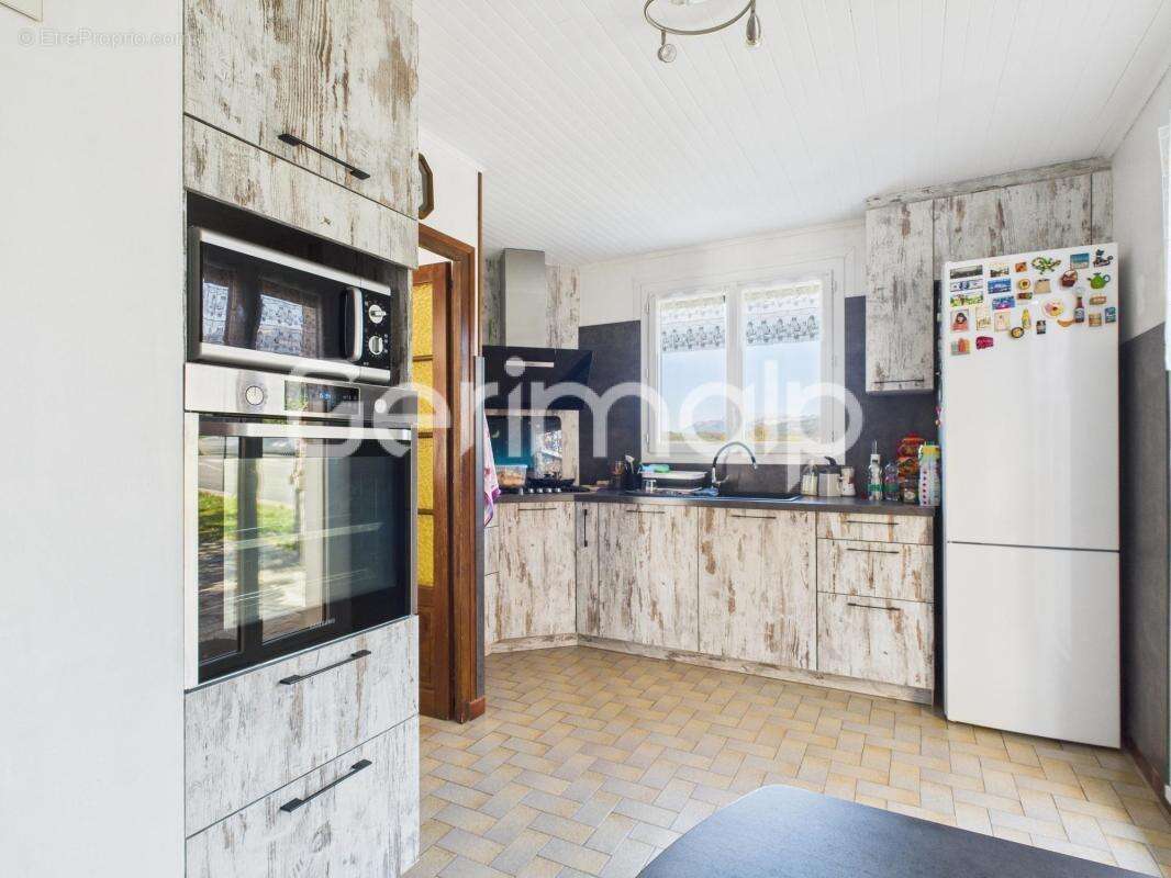 Maison à ALBY-SUR-CHERAN