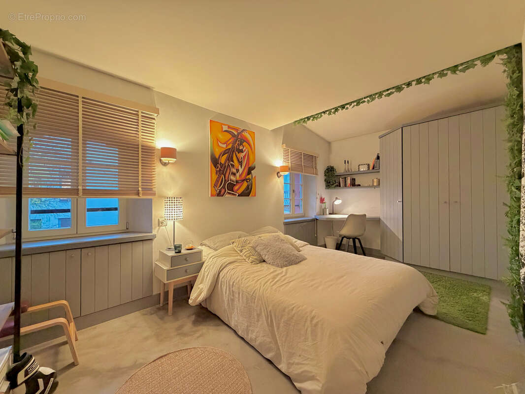 Appartement à MOUANS-SARTOUX