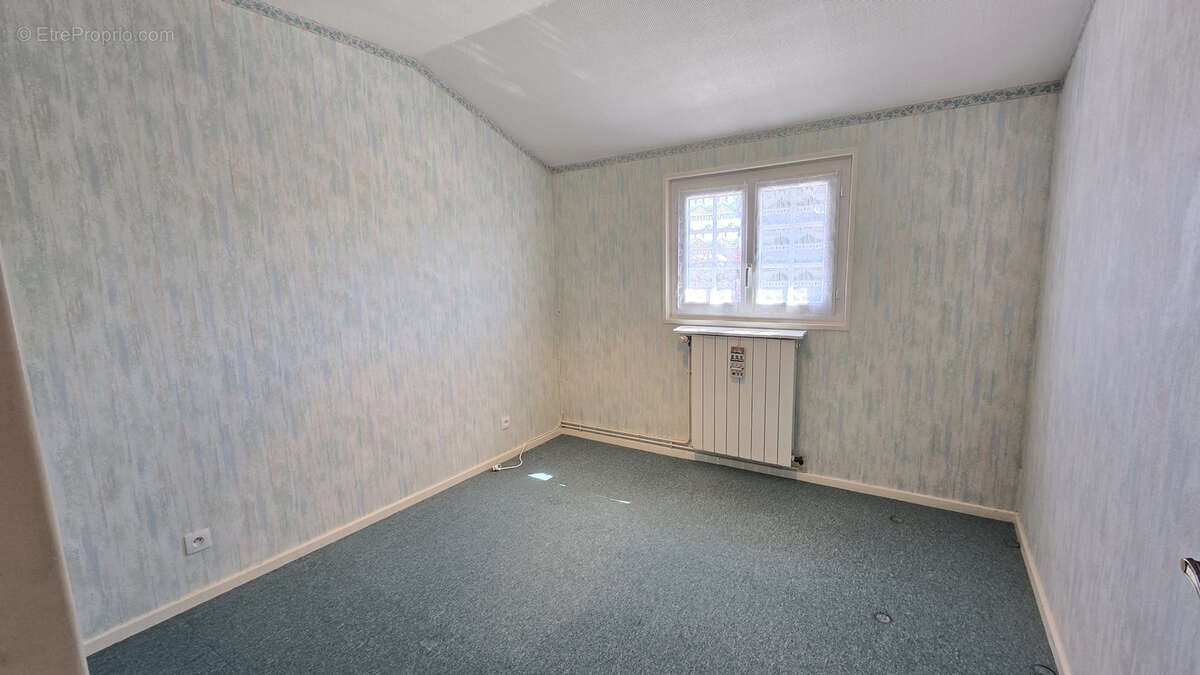 Maison à LIMOURS