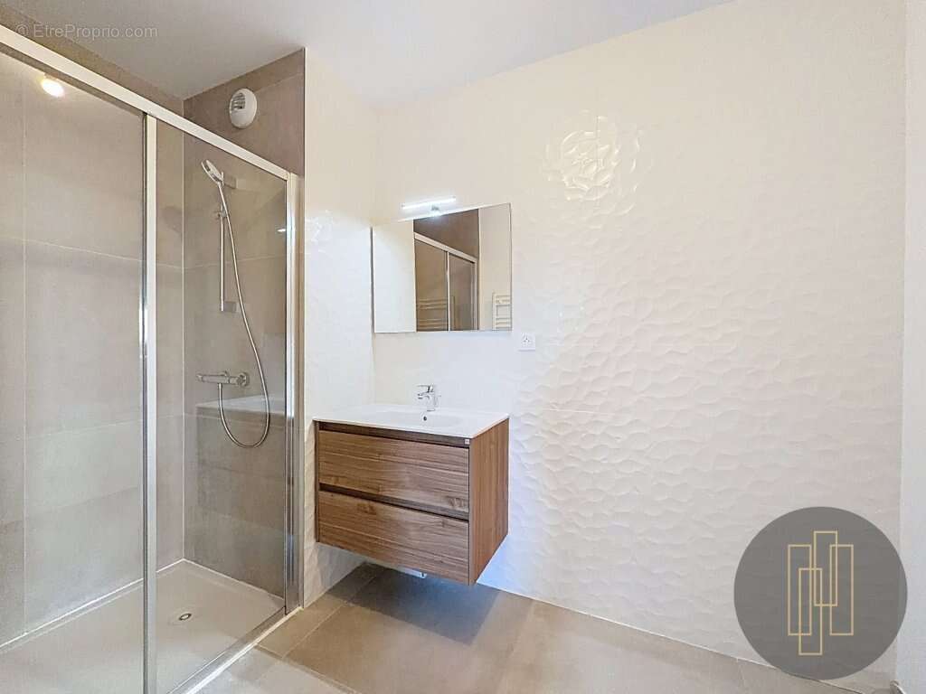 Appartement à ARNAS