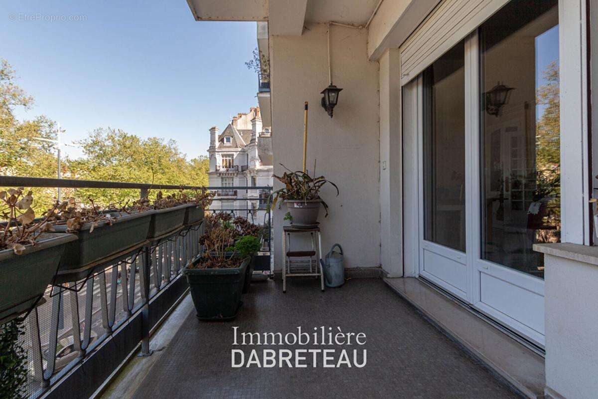 Appartement à LYON-6E