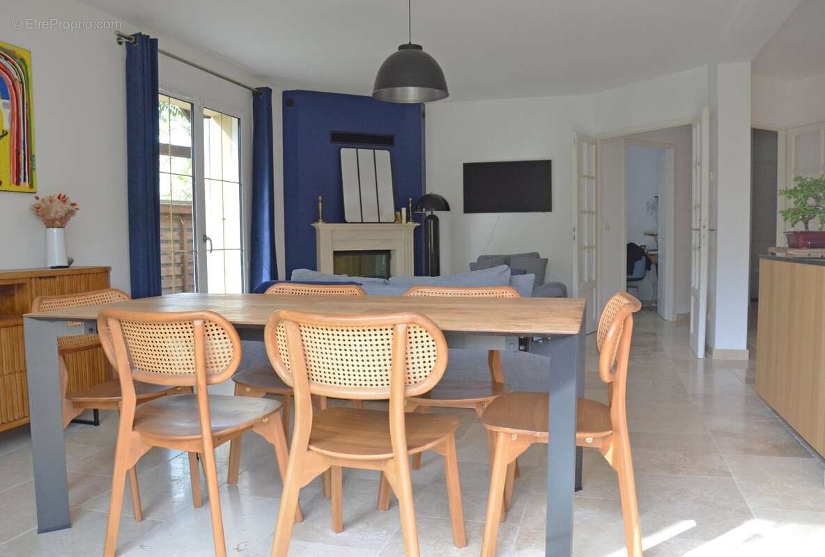 Maison à CHATEAUFORT