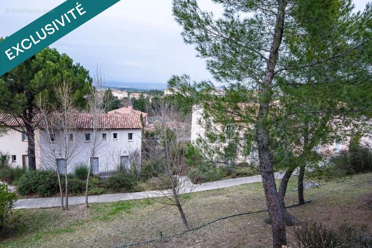 Photo 8 - Appartement à GROSPIERRES