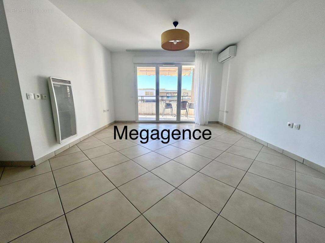 Appartement à FREJUS
