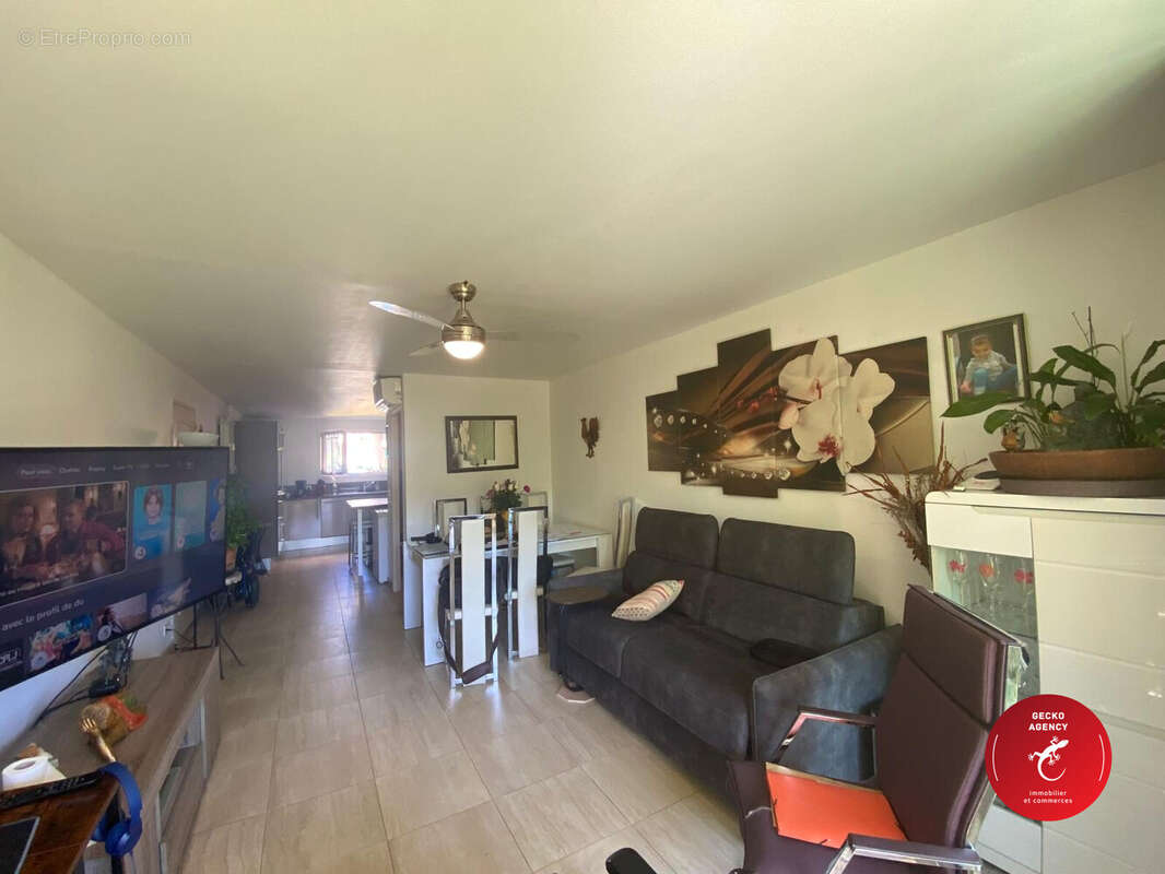 Appartement à COGOLIN