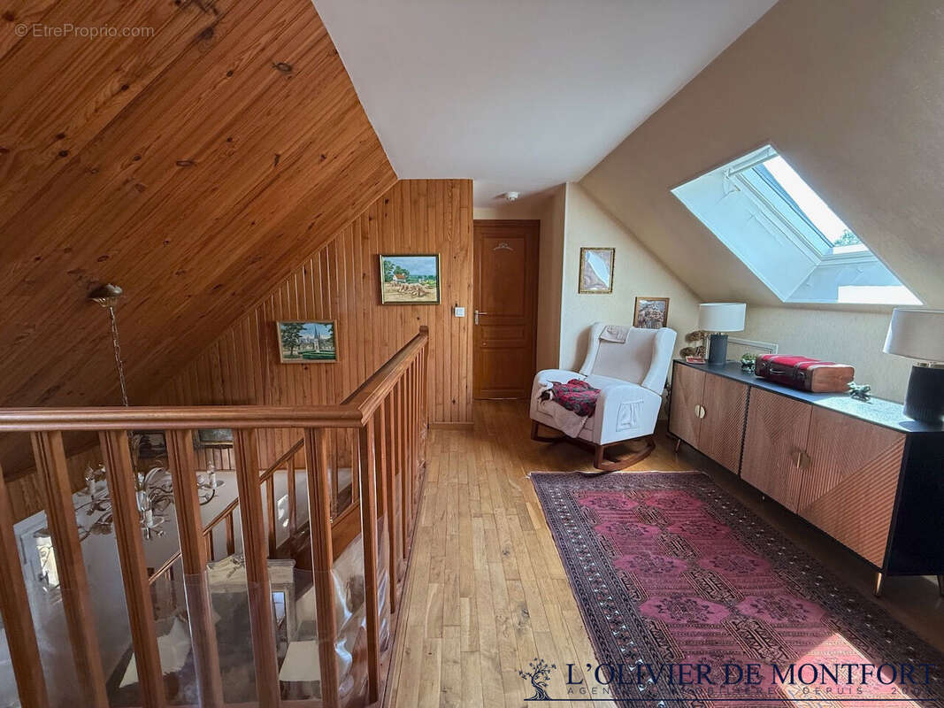 Maison individuelle Les Essarts Le Roi  de 139 m² au sol - photo 13