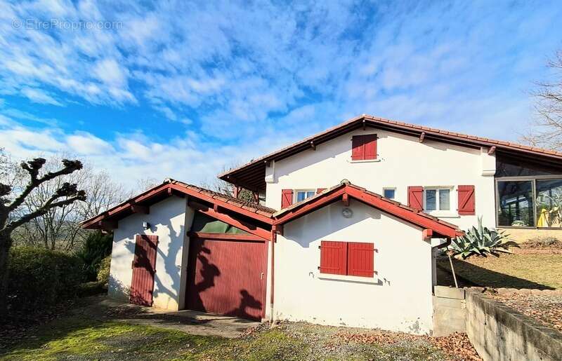 Maison à LA BASTIDE-CLAIRENCE