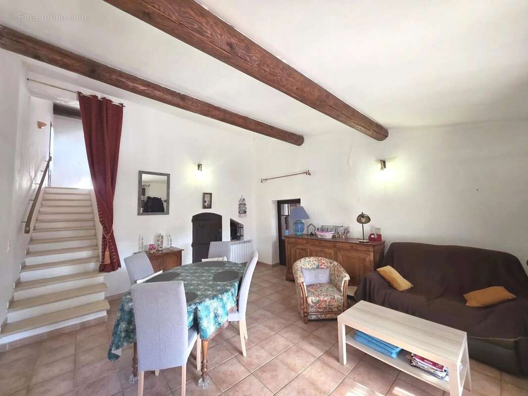 Maison à SAIGNON