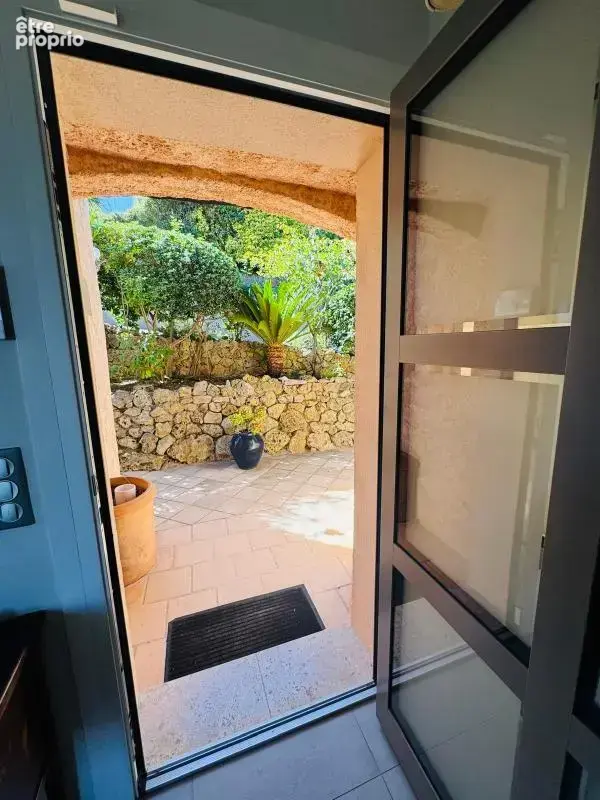 Bastide de charme provencale -vue mer-4 pces- 130 m2- terrai - photo 4