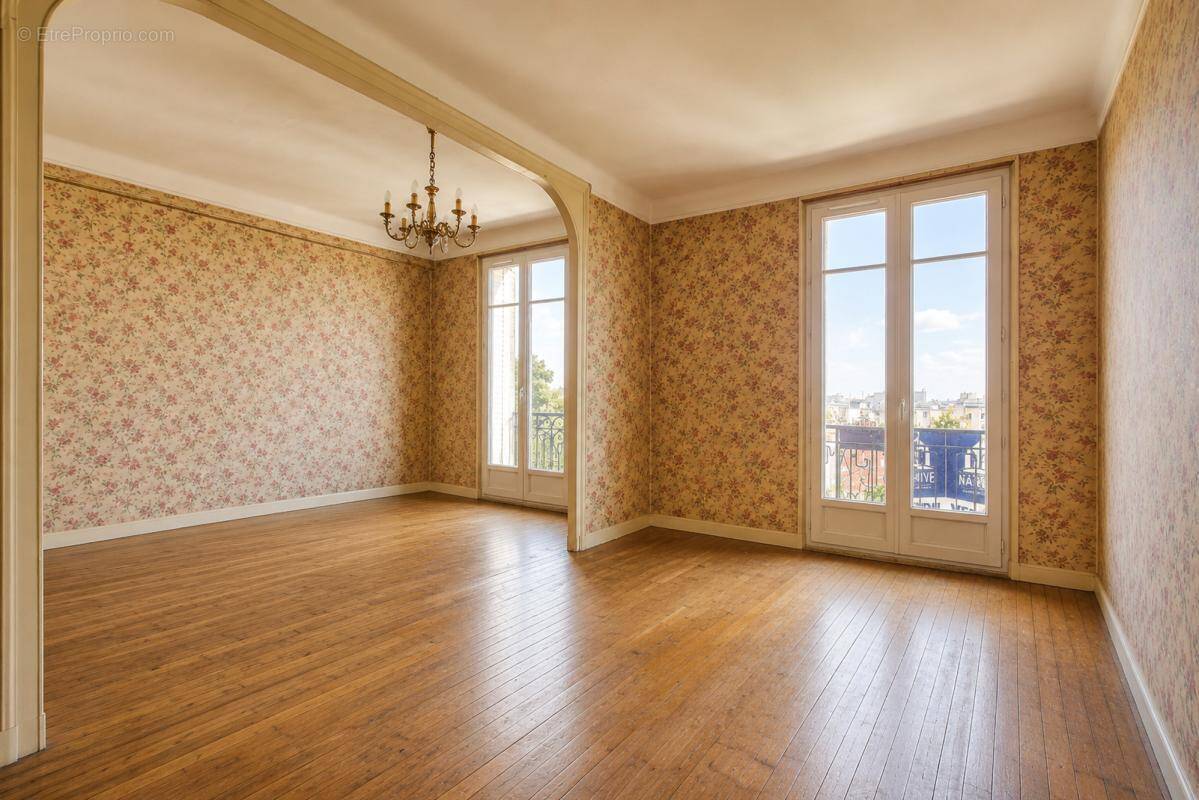 Appartement à BOIS-COLOMBES