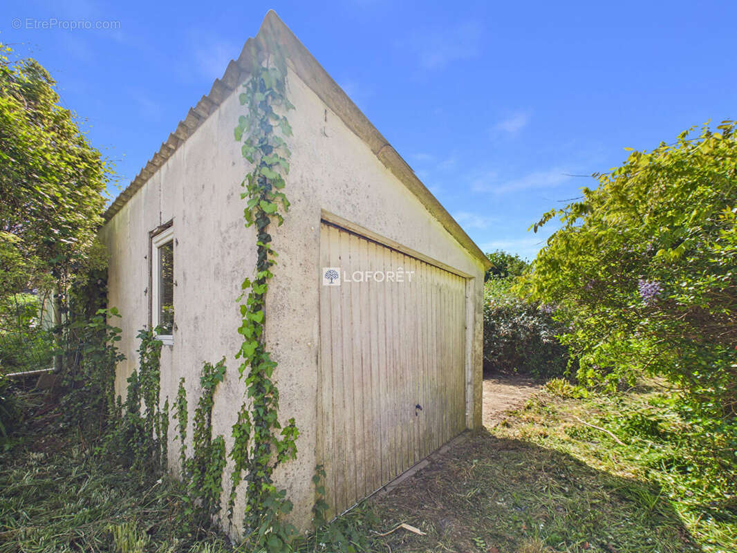 Maison à POULDREUZIC