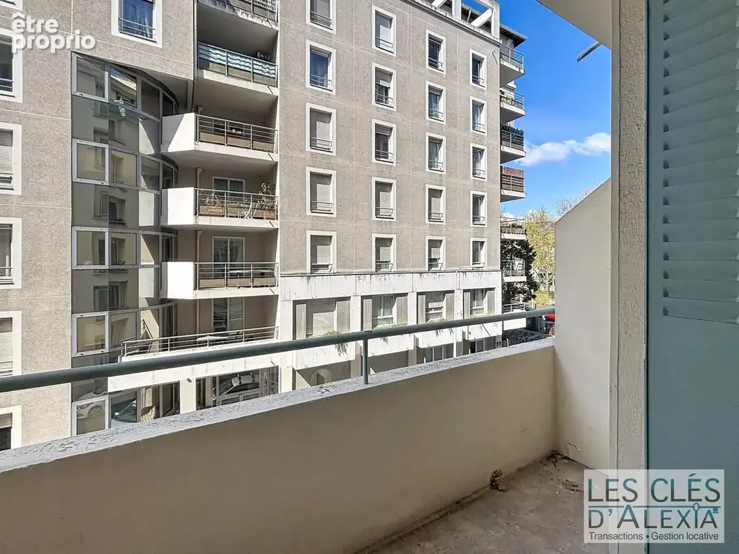 T3 avec balcon – Secteur Part-Dieu / Villette - photo 10
