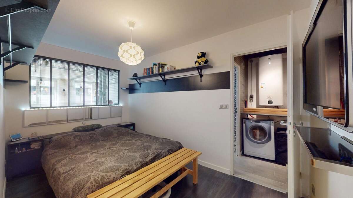 Appartement à PARIS-11E