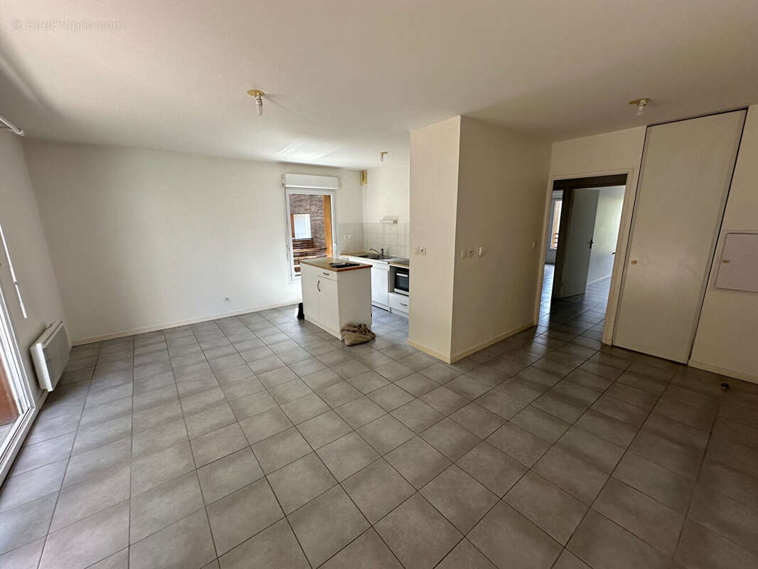 Appartement 63 m² à Merignac  - photo 3