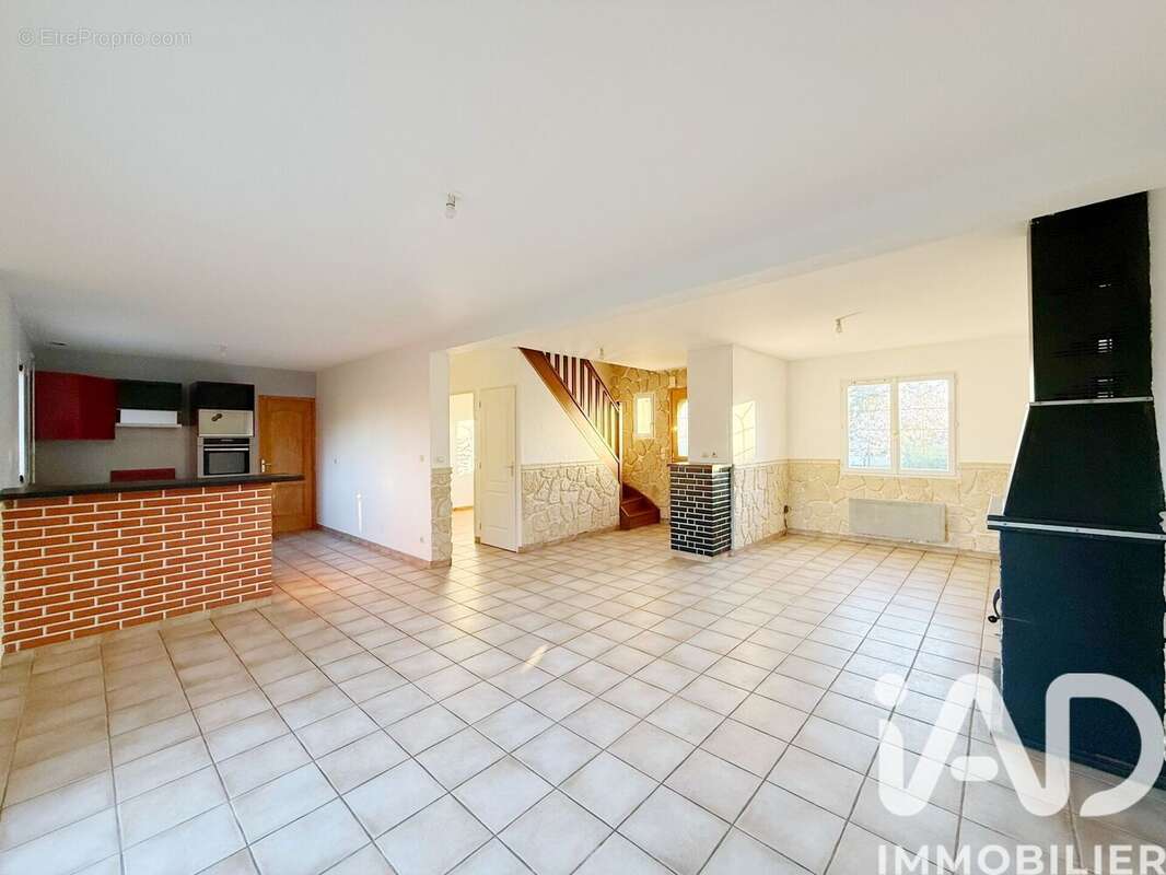 Photo 4 - Maison à GRANDVILLIERS