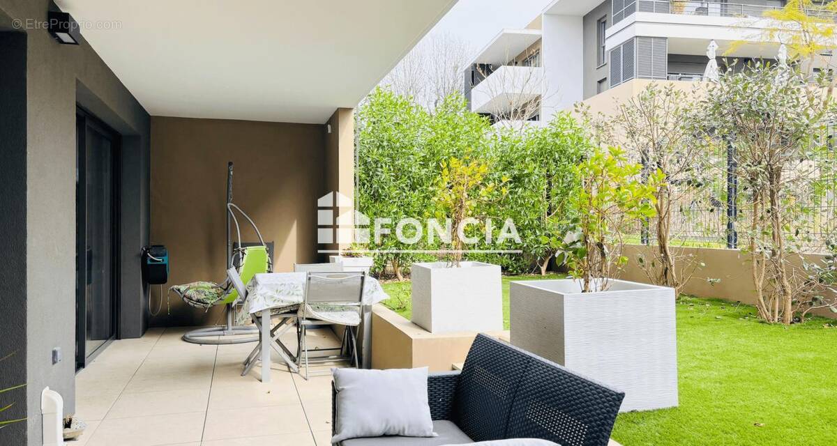 Appartement à VILLENEUVE-LOUBET