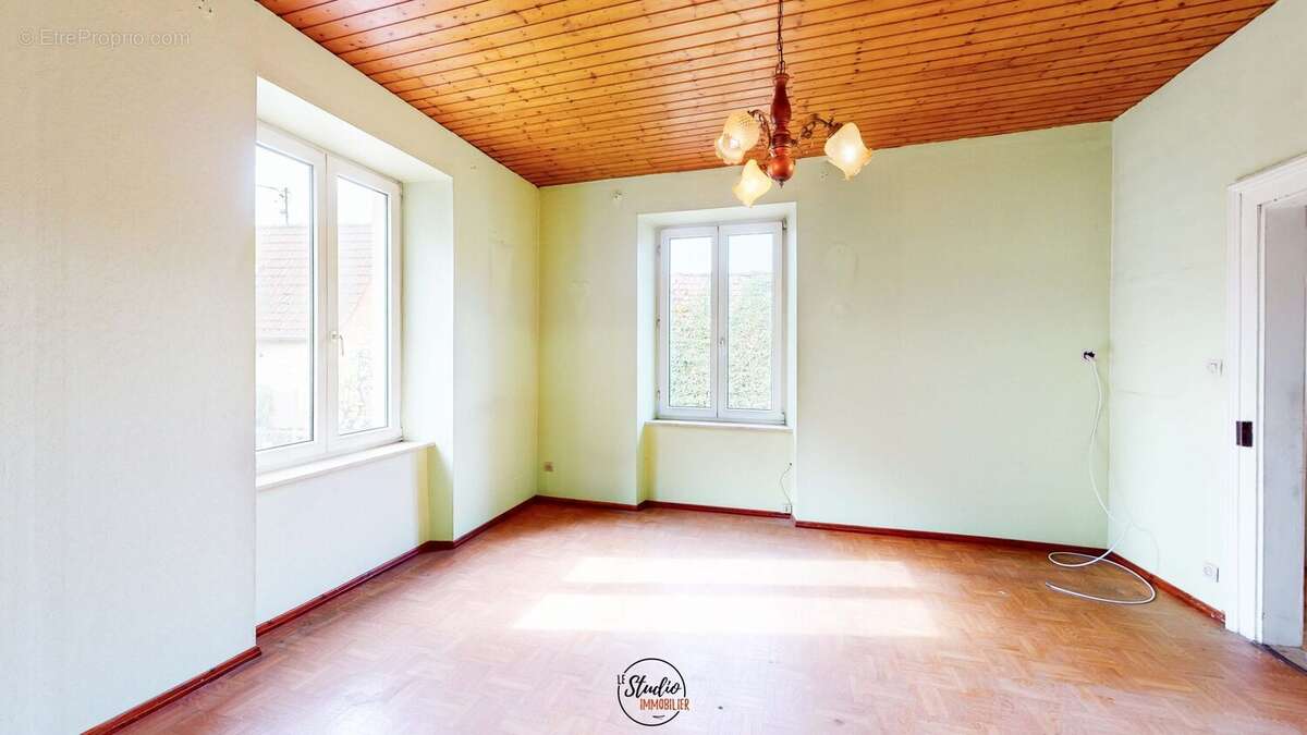 Maison à NIEDERBRONN-LES-BAINS