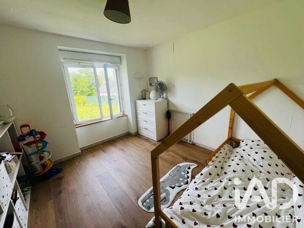 Maison 102 m² à Peillac  - photo 5