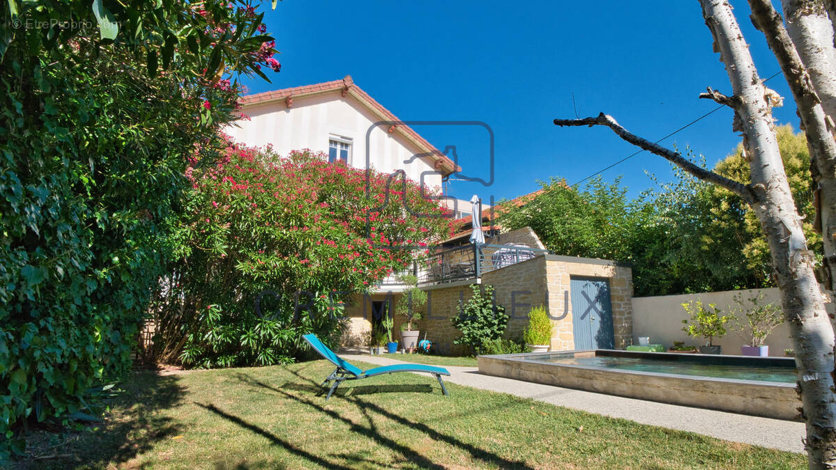 Maison à GUILHERAND-GRANGES