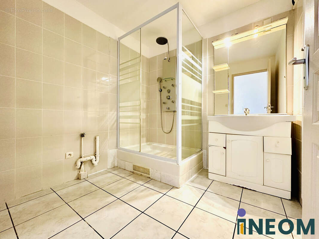 Appartement à SAINTE-SUZANNE