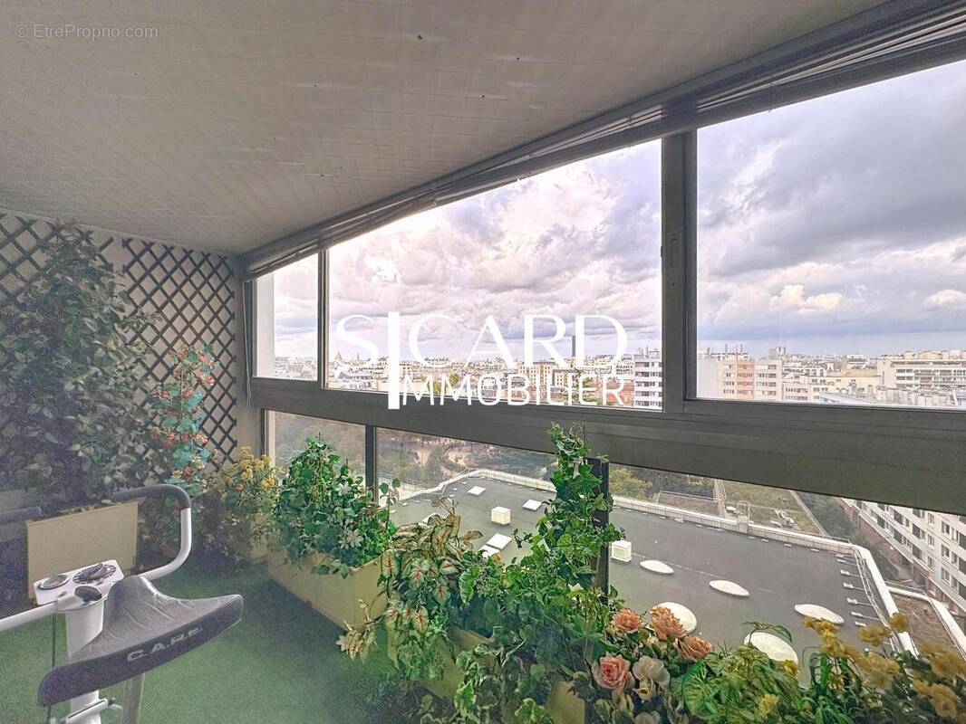 Photo 1 - Appartement à PARIS-15E