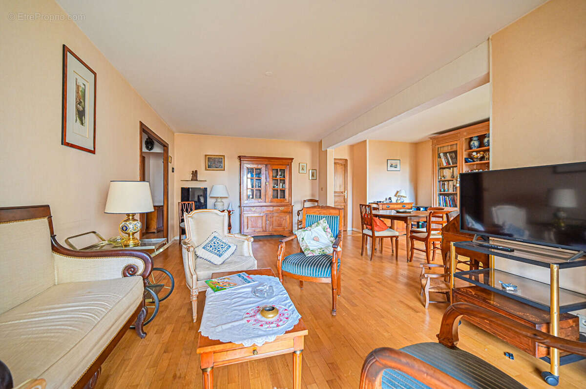 Appartement à CHATILLON