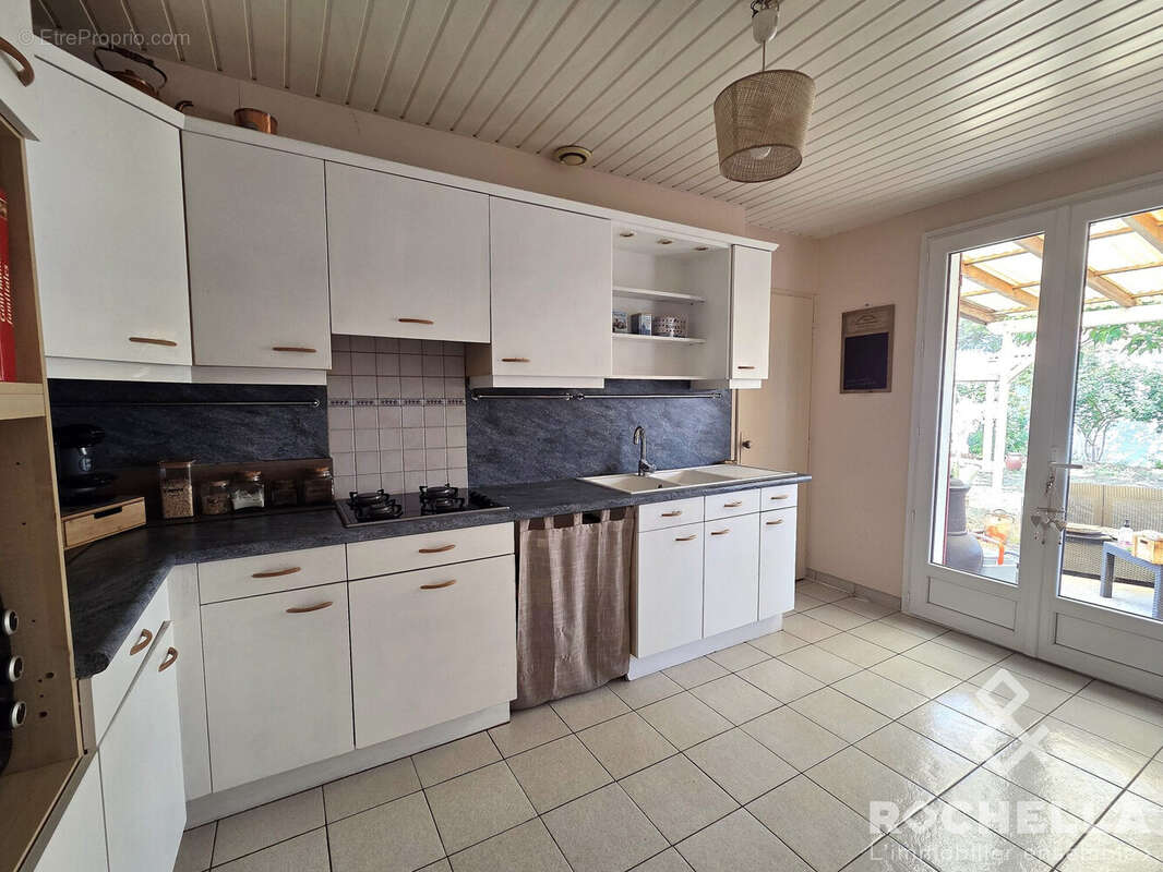 Maison 90 m² à Nieul-Sur-Mer  - photo 4