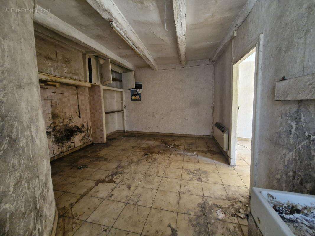 MILLAU centre-ville, lot de deux appartements de 30 m² chacun - photo 7