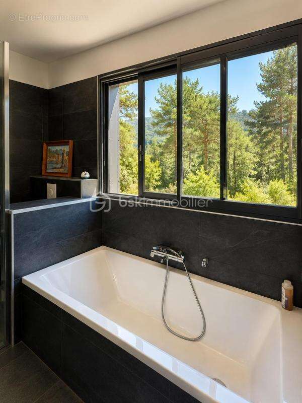ANNOT – Maison contemporaine d'exception au cœur d'un écrin de nature - photo 13
