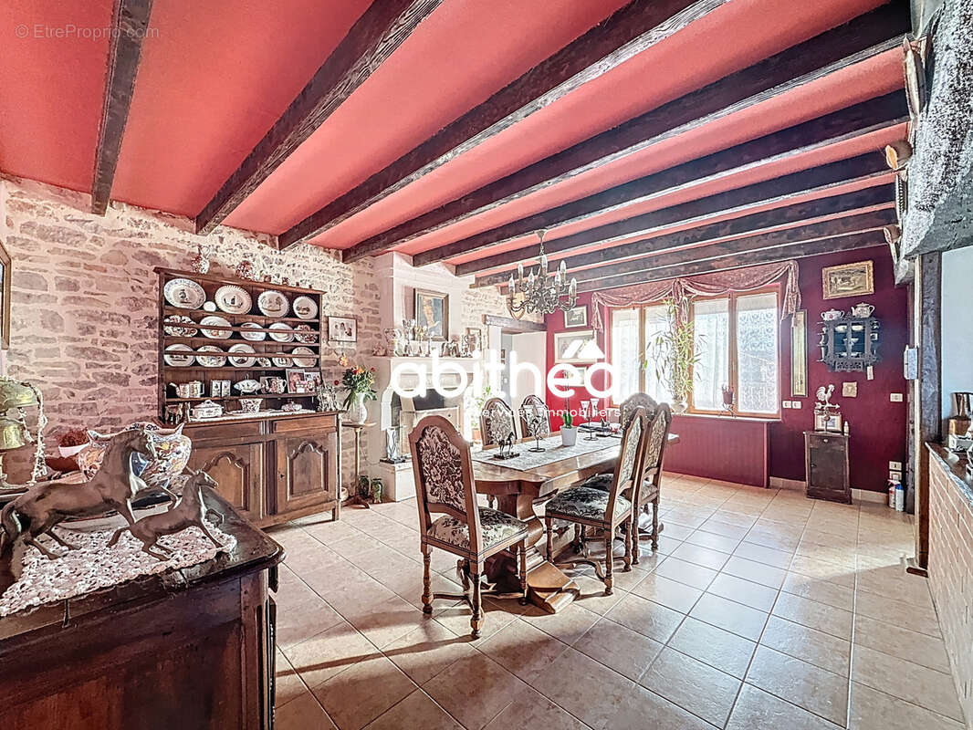 Maison à VILLEFAGNAN