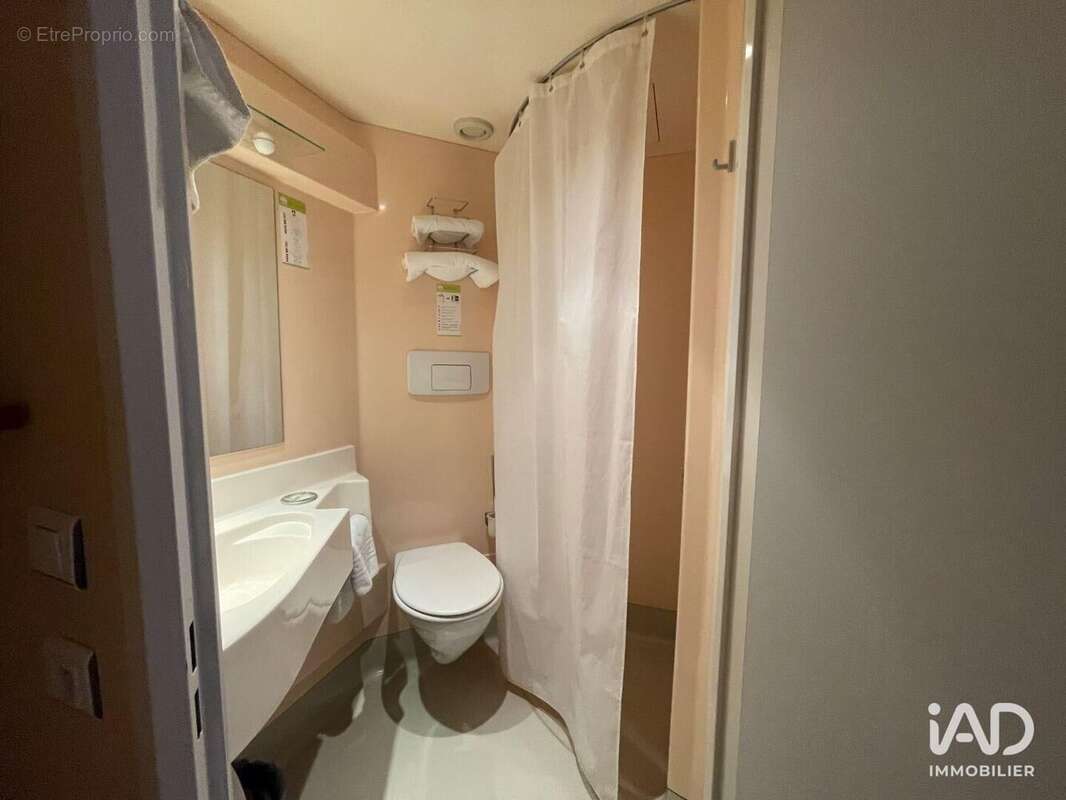 Photo 7 - Commerce à TOURS