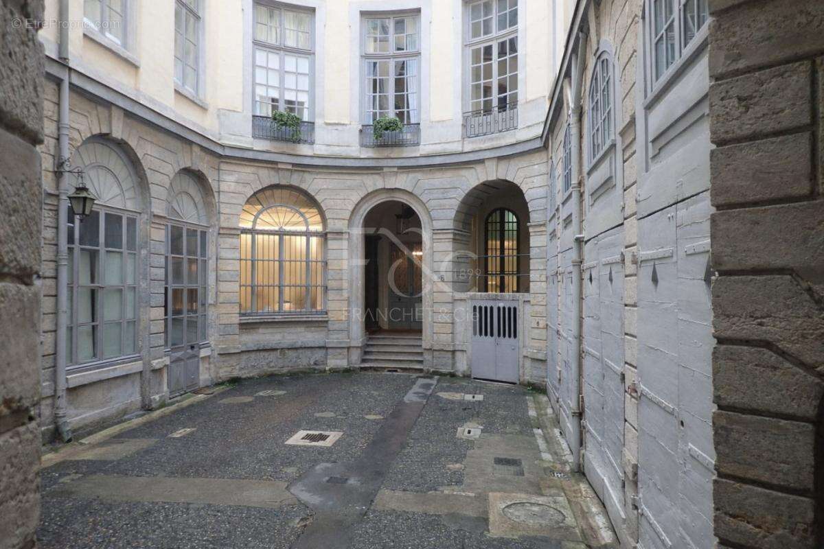 Appartement à LYON-2E