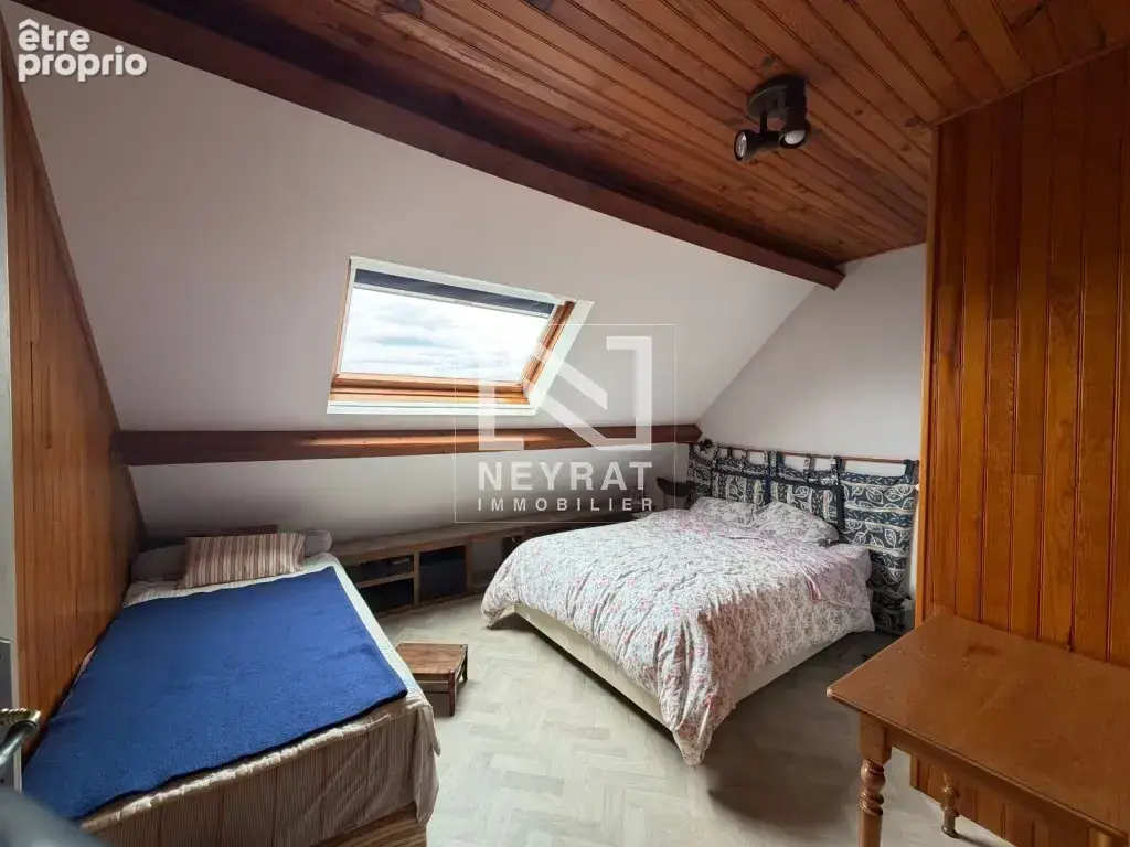 Maison familiale de 196 m² avec 6 chambres, dépendance et grand terrain à Paray-le-Monial - photo 12