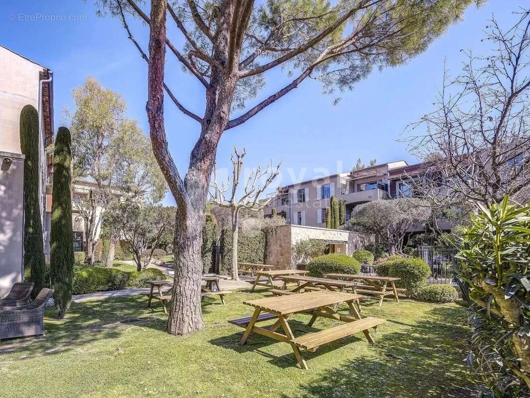 Appartement à MOUGINS