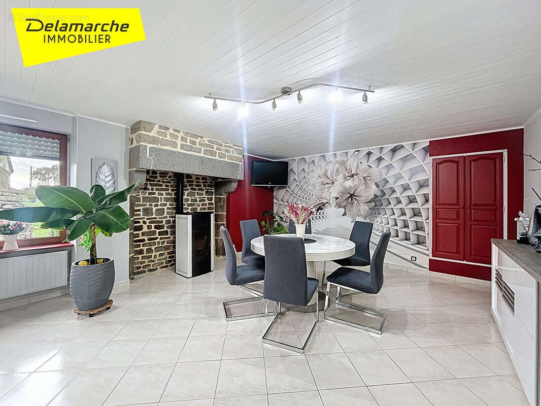 Maison à VILLEDIEU-LES-POELES