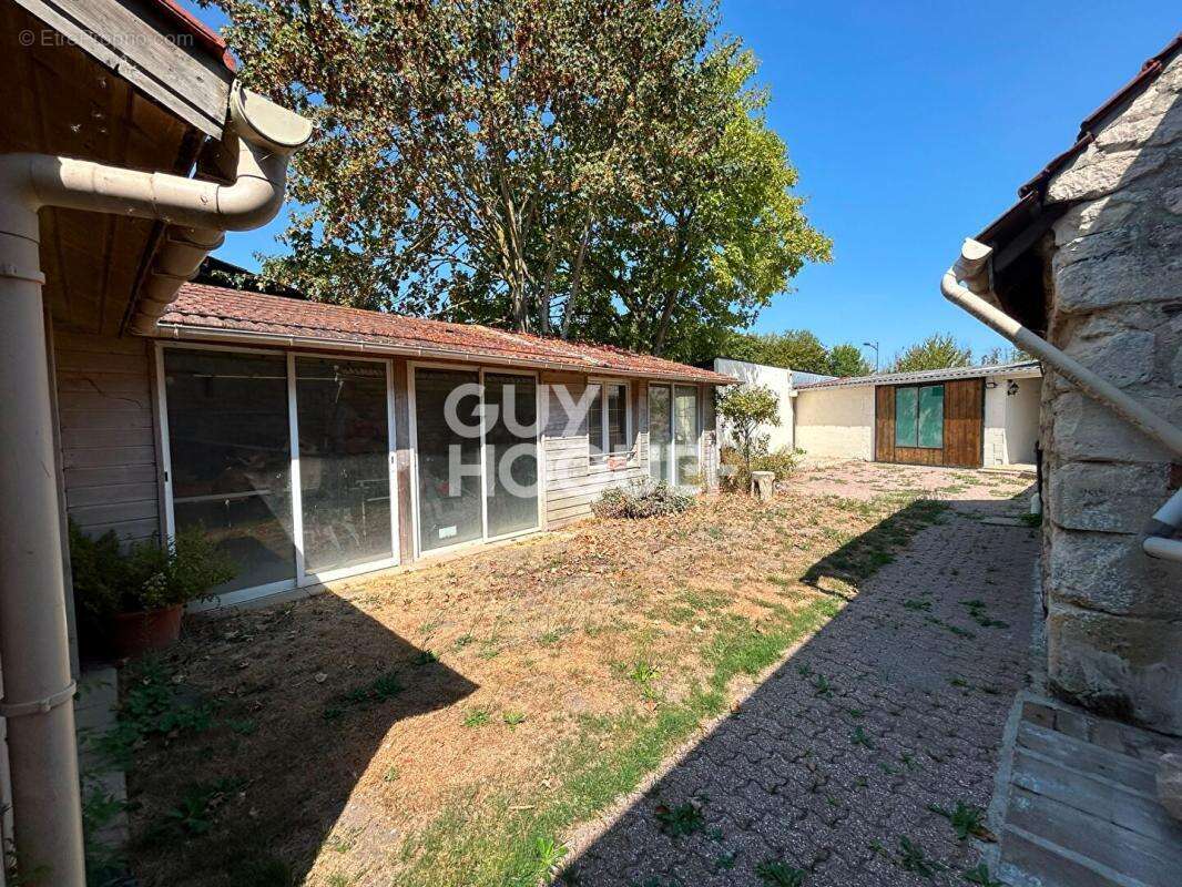 Maison Les Ageux 164.2 m2 - photo 12