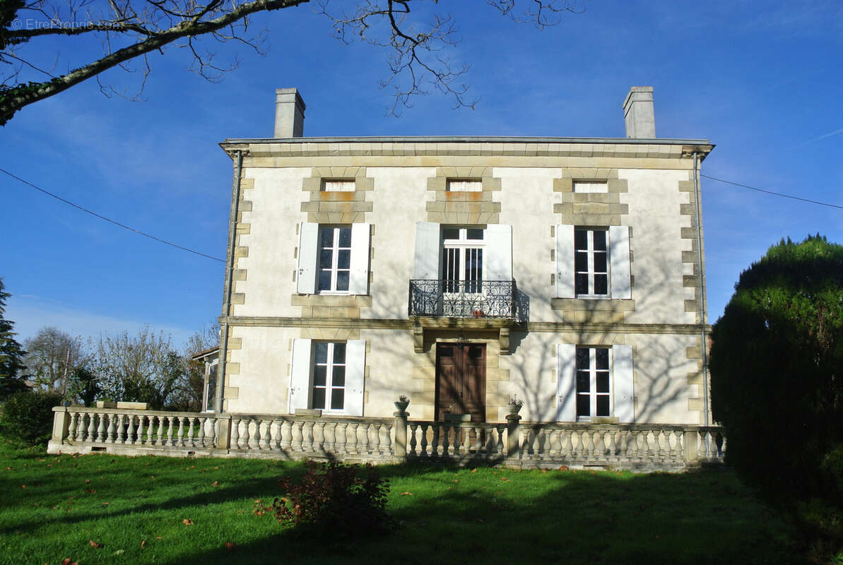 Maison à DURAS