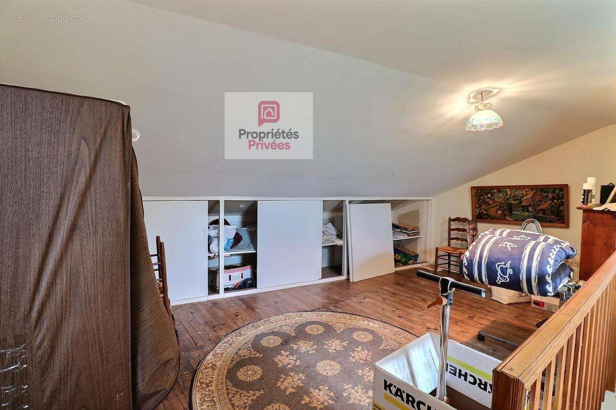 Maison à TONNAY-CHARENTE