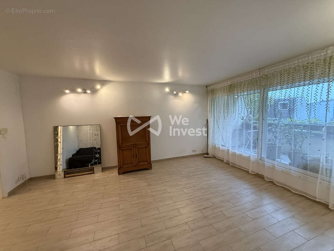 Appartement à SURVILLIERS