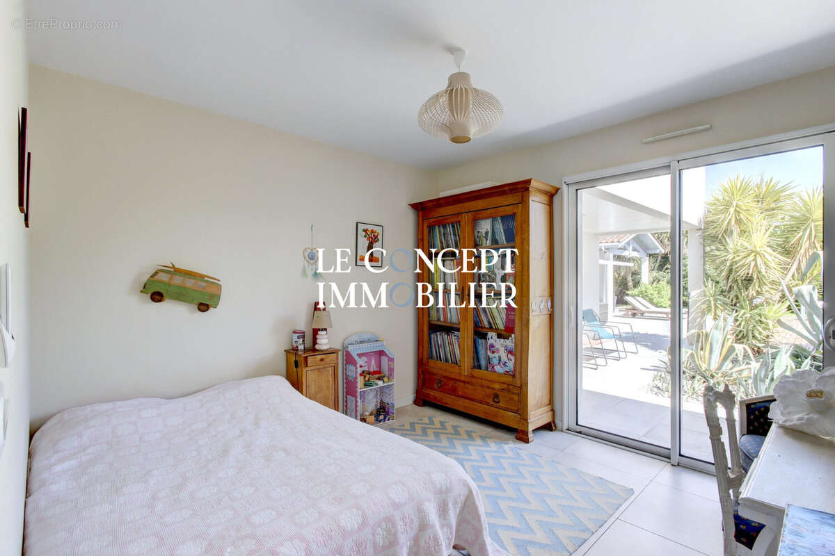 Maison 237 m² à Biarritz  - photo 8